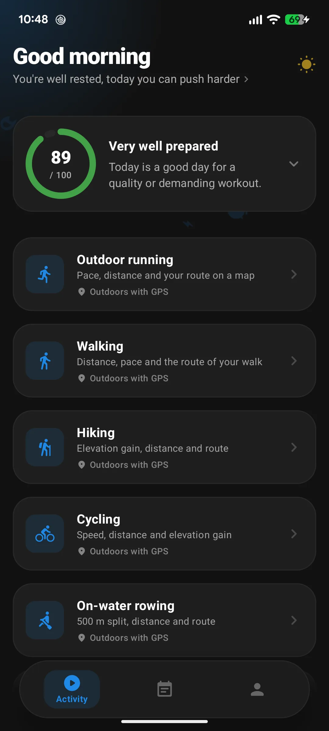 Home screen with readiness 89 out of 100, advice for today and sport selection